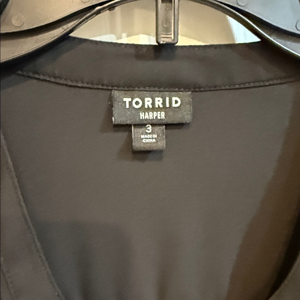 Torrid Black V-Neck Blouse - Picture 2 of 5